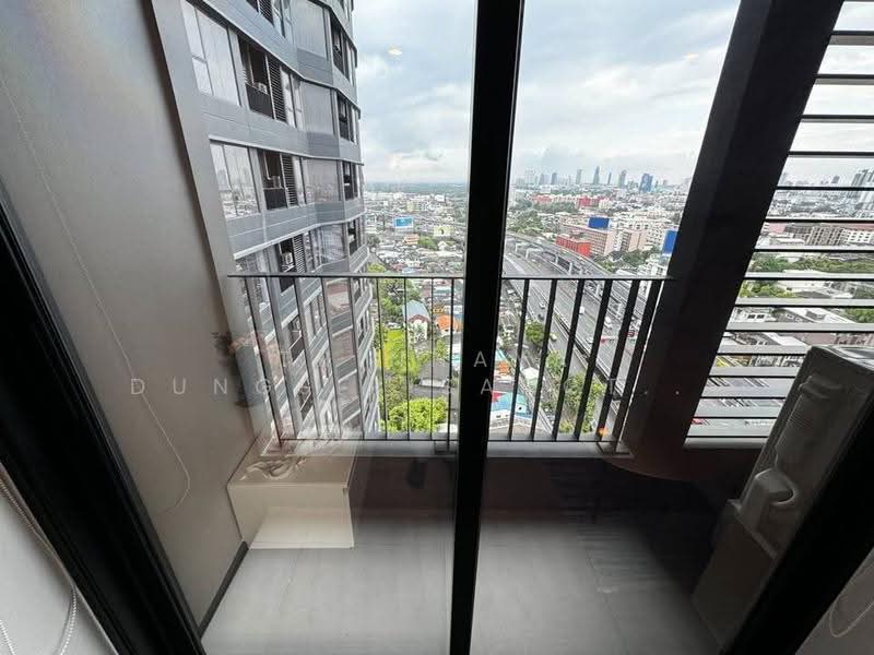 Coco Parc, Bangkok, 1150 Rama 4 Road, Khlong Toei, Bangkok, 1 Bedroom, 37 sqm, Condo For Rent, by Trinnaya Dungsirisangthong, 500568101 - DDproperty.com
