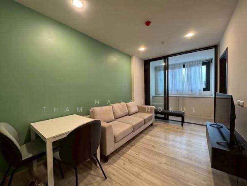 XT Huaikhwang, Bangkok, 244 Ratchadaphisek Road, Huai Khwang, Bangkok, 1 Bedroom, 30 sqm, Condo For Rent, by Napat Thamakulangkul, 500568113 - DDproperty.com