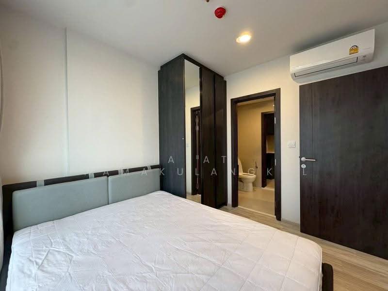 XT Huaikhwang, Bangkok, 244 Ratchadaphisek Road, Huai Khwang, Bangkok, 1 Bedroom, 30 sqm, Condo For Rent, by Napat Thamakulangkul, 500568113 - DDproperty.com