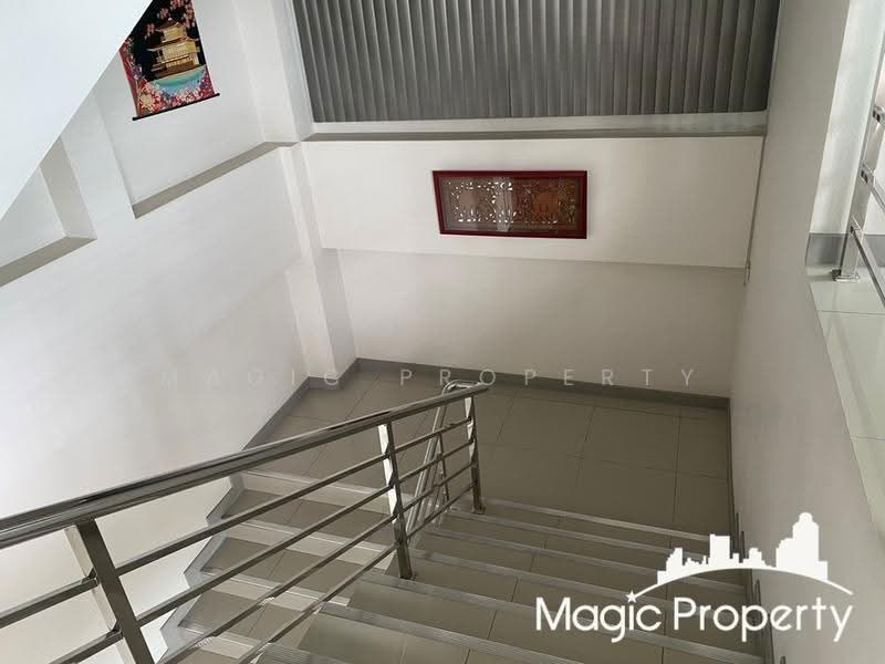 3-Story Factory Office Building for Sale in Khlong Ha, Pathum Thani, Khlong Ha, Khlong Luang, Pathum Thani, , 1,360 sqm, Warehouse/Factory For Sale, by Magic Property, 500568115 - DDproperty.com
