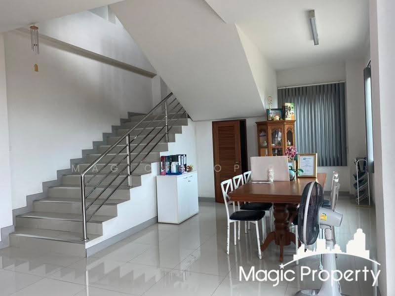 ขายโรงงานพร้อมสำนักงาน 3 ชั้น ใน ตำบลคลองห้า, ปทุมธานี, คลองห้า, คลองหลวง, ปทุมธานี, 1,360 ตร.ม., โกดัง-โรงงาน ขาย, โดย Magic Property, 500568115 - DDproperty.com
