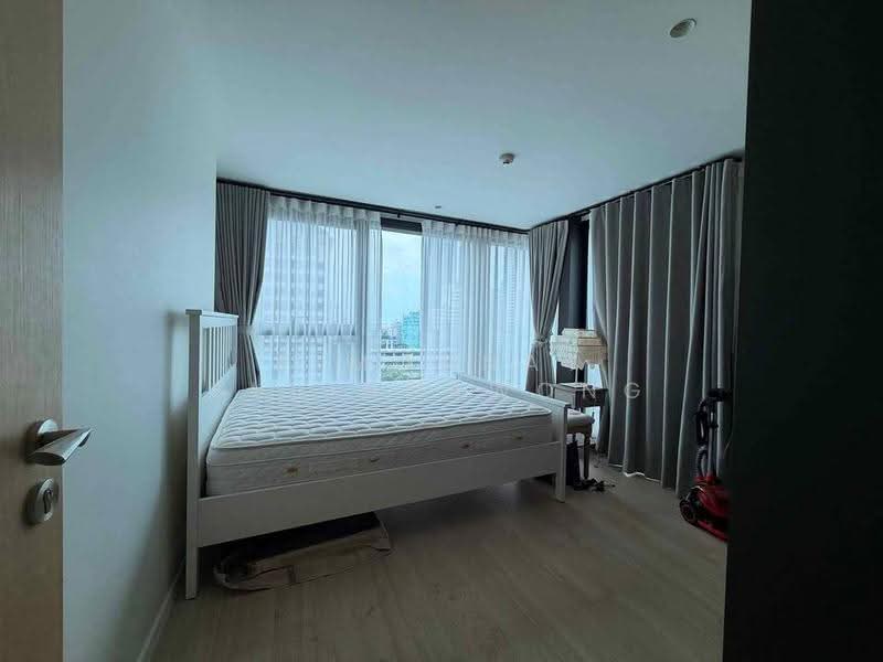 The Lofts Silom, Bangkok, Pramuan Road, Silom, Bang Rak, Bangkok, 2 Bedrooms, 71 sqm, Condo For Rent, by Pimonnat Sujindawong, 500568154 - DDproperty.com