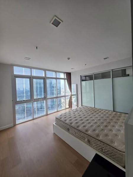 Nusasiri Grand, Bangkok, Soi Sukhumvit 42, Phra Kanong, Khlong Toei, Bangkok, 2 Bedrooms, 123 sqm, Condo For Rent, by Trinnaya Dungsirisangthong, 500568157 - DDproperty.com