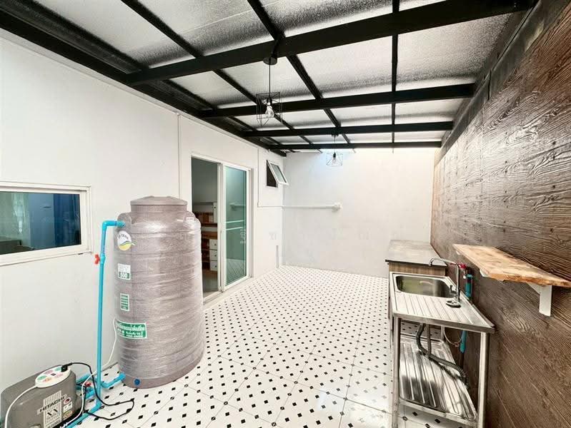 The Colors Wongwaen-Ramintra 2, Bangkok, Soi 15, Surao Klong Nueng Road, Bang Chun, Khlong Sam Wa, Bangkok, 3 Bedrooms, 110 sqm, Townhouse For Sale, by คุณ ฐิชาปัณณ์ สังวาลรัมย์ (ปูน), 500568172 - DDproperty.com