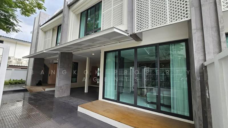 Klang Nivas 49, Bangkok, Khlong Tan Nua, Watthana, Bangkok, 4 Bedrooms, 490 sqm, Townhouse For Rent, by BANGKOK PROPERTY AGENTS, 500568196 - DDproperty.com