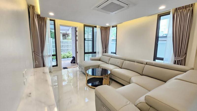 Klang Nivas 49, Bangkok, Khlong Tan Nua, Watthana, Bangkok, 4 Bedrooms, 490 sqm, Townhouse For Rent, by BANGKOK PROPERTY AGENTS, 500568196 - DDproperty.com