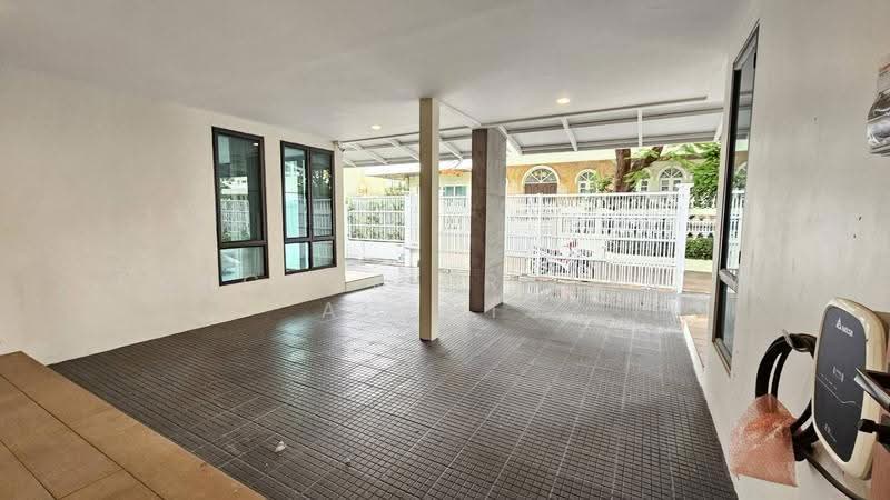 Klang Nivas 49, Bangkok, Khlong Tan Nua, Watthana, Bangkok, 4 Bedrooms, 490 sqm, Townhouse For Rent, by BANGKOK PROPERTY AGENTS, 500568196 - DDproperty.com