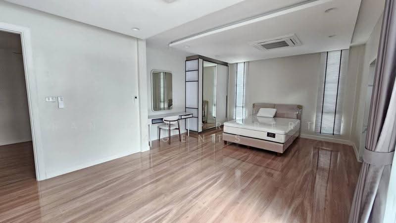 Klang Nivas 49, Bangkok, Khlong Tan Nua, Watthana, Bangkok, 4 Bedrooms, 490 sqm, Townhouse For Rent, by BANGKOK PROPERTY AGENTS, 500568196 - DDproperty.com