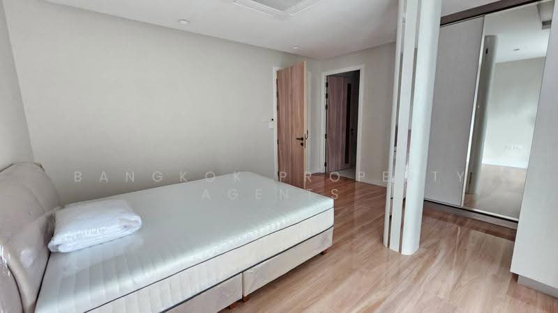 Klang Nivas 49, Bangkok, Khlong Tan Nua, Watthana, Bangkok, 4 Bedrooms, 490 sqm, Townhouse For Rent, by BANGKOK PROPERTY AGENTS, 500568196 - DDproperty.com