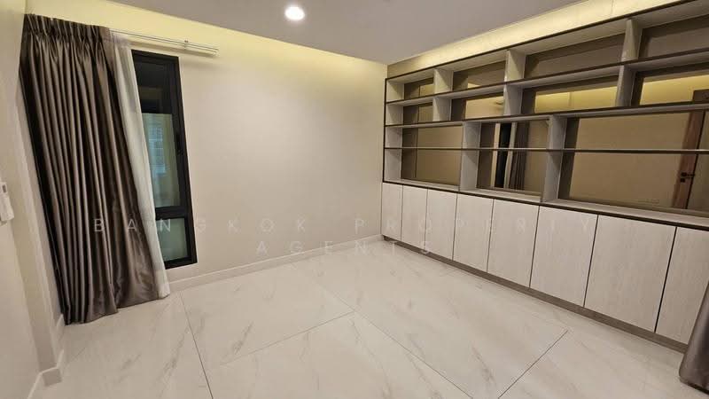 Klang Nivas 49, Bangkok, Khlong Tan Nua, Watthana, Bangkok, 4 Bedrooms, 490 sqm, Townhouse For Rent, by BANGKOK PROPERTY AGENTS, 500568196 - DDproperty.com