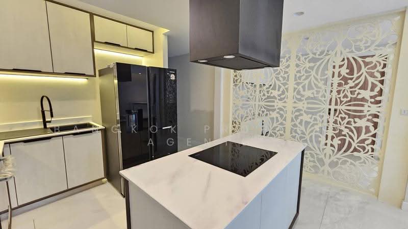 Klang Nivas 49, Bangkok, Khlong Tan Nua, Watthana, Bangkok, 4 Bedrooms, 490 sqm, Townhouse For Rent, by BANGKOK PROPERTY AGENTS, 500568196 - DDproperty.com
