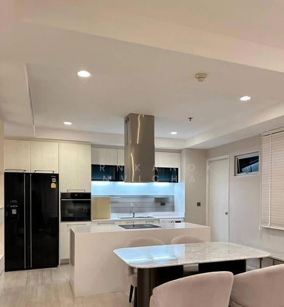 Nusasiri Grand, Bangkok, Soi Sukhumvit 42, Phra Kanong, Khlong Toei, Bangkok, 3 Bedrooms, 136 sqm, Condo For Rent, by Kornkanok Sonvichai, 500568206 - DDproperty.com