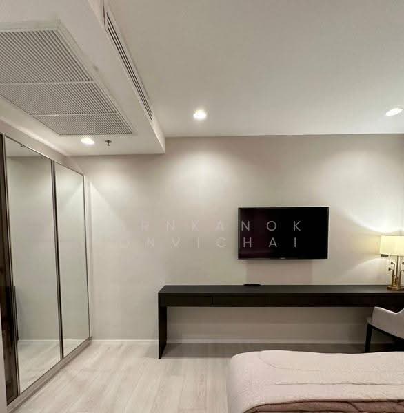 Nusasiri Grand, Bangkok, Soi Sukhumvit 42, Phra Kanong, Khlong Toei, Bangkok, 3 Bedrooms, 136 sqm, Condo For Rent, by Kornkanok Sonvichai, 500568206 - DDproperty.com