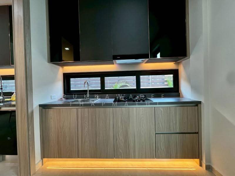 Impress House Village, Chon Buri (Pattaya), Nong Pru, Bang Lamung (Pattaya), Chon Buri (Pattaya), 5 Bedrooms, 330 sqm, Semi-Detached House (Twin House) For Sale, by Pukkawadee Thapmathi, 500568213 - DDproperty.com