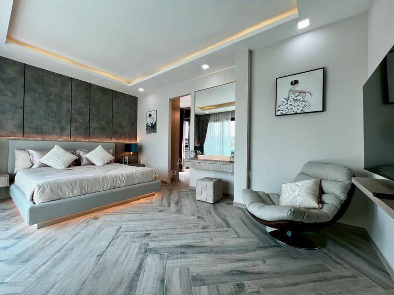 Impress House Village, Chon Buri (Pattaya), Nong Pru, Bang Lamung (Pattaya), Chon Buri (Pattaya), 5 Bedrooms, 330 sqm, Semi-Detached House (Twin House) For Sale, by Pukkawadee Thapmathi, 500568213 - DDproperty.com