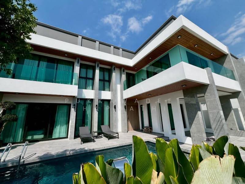 Impress House Village, Chon Buri (Pattaya), Nong Pru, Bang Lamung (Pattaya), Chon Buri (Pattaya), 5 Bedrooms, 330 sqm, Semi-Detached House (Twin House) For Sale, by Pukkawadee Thapmathi, 500568213 - DDproperty.com