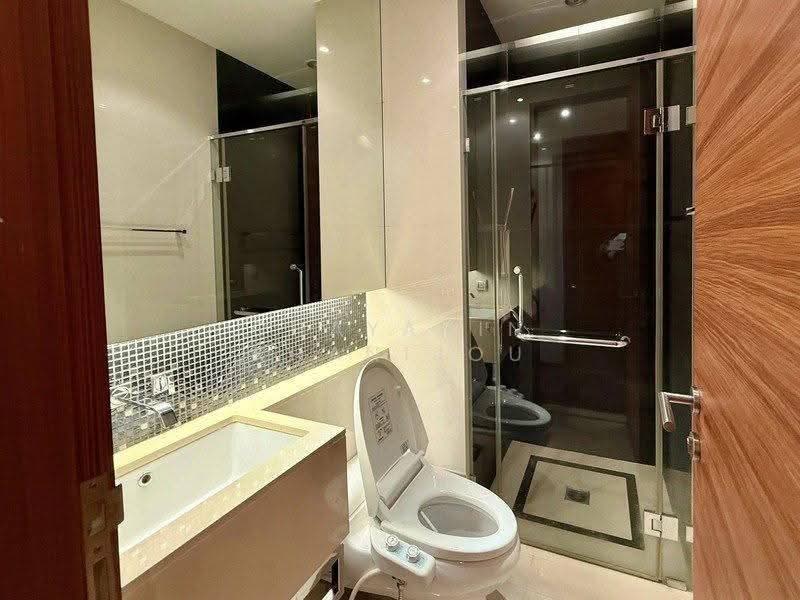 The Address Sukhumvit 28, Bangkok, 1 Soi Sukhumvit 28, Khong Tan, Khlong Toei, Bangkok, 2 Bedrooms, 71 sqm, Condo For Sale, by Chayanin Khanijou, 500568260 - DDproperty.com