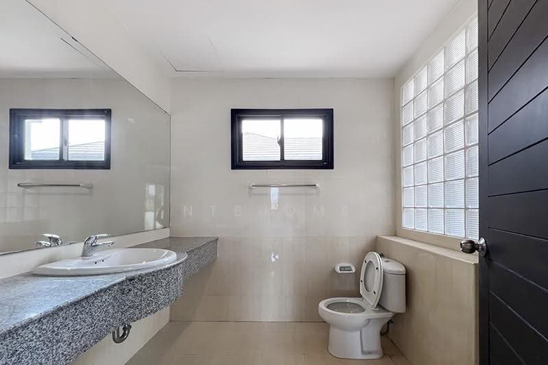 Baan Krisna Rama 5-Karnchanaphisek, Nonthaburi, Bang Khu Wiang, Bang Kruai, Nonthaburi, 3 Bedrooms, 250 sqm, Single Detached House For Sale, by NTBHOME, 500568303 - DDproperty.com