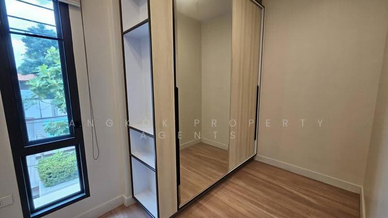 Klang Nivas 49, Bangkok, Khlong Tan Nua, Watthana, Bangkok, 3 Bedrooms, 230 sqm, Townhouse For Rent, by BANGKOK PROPERTY AGENTS, 500568310 - DDproperty.com