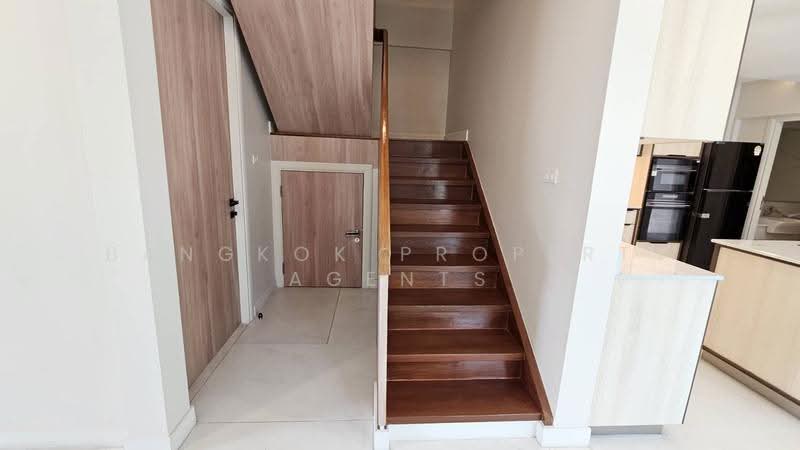 Klang Nivas 49, Bangkok, Khlong Tan Nua, Watthana, Bangkok, 3 Bedrooms, 230 sqm, Townhouse For Rent, by BANGKOK PROPERTY AGENTS, 500568310 - DDproperty.com