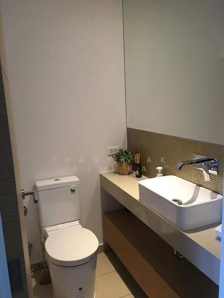 The Lofts Ekkamai, Bangkok, 1415 Sukhumvit Road, Phra Kanong Nua, Watthana, Bangkok, 2 Bedrooms, 74 sqm, Condo For Sale, by Thanyalak Ajmera, 500568318 - DDproperty.com