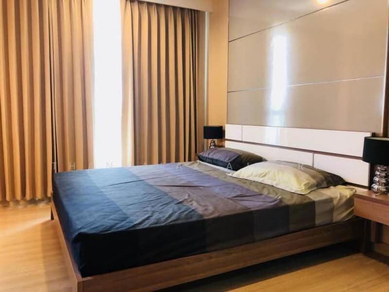 Life @ Sathorn 10, Bangkok, 48 Soi Sathorn 10, Sathorn Road, Silom, Bang Rak, Bangkok, 1 Bedroom, 41 sqm, Condo For Sale, by Thanyalak Ajmera, 500568339 - DDproperty.com