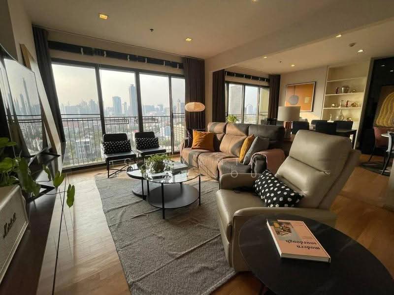 Noble Solo, Bangkok, 988 Thong Lo, Khlong Tan Nua, Watthana, Bangkok, 2 Bedrooms, 102 sqm, Condo For Rent, by Chayanin Khanijou, 500568353 - DDproperty.com