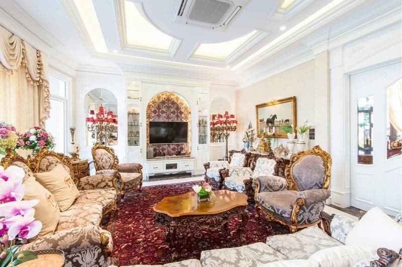 Single House Din Daeng, Bangkok, Din Daeng, Bangkok, 5 Bedrooms, 1,200 sqm, Single Detached House For Sale, by Kanrutai Dawruang, 500568463 - DDproperty.com