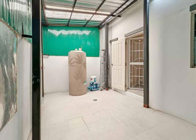 Lio Nov Donmueng-Chaengwattana, Bangkok, Soi Chang Akat Uthit 13, Sanam Bin, Don Mueang, Bangkok, 3 Bedrooms, 152 sqm, Townhouse For Sale, by กรกฤตย์ บุญสระ, 500568486 - DDproperty.com