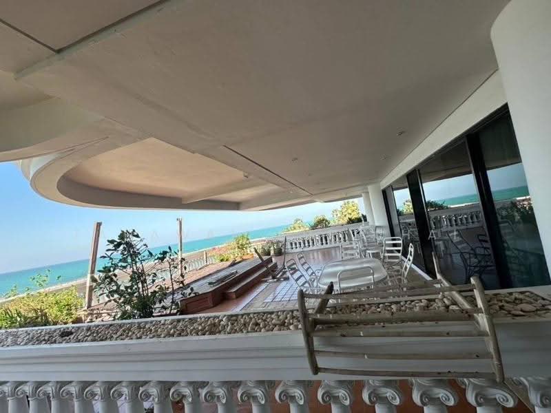 Sunrise Beach Resort & Residence, Chon Buri (Pattaya), 36 Pratumnak, Na Chom Thian, Sattahip, Chon Buri (Pattaya), 3 Bedrooms, 366 sqm, Condo For Sale, by Tanawan Surichai, 500568509 - DDproperty.com