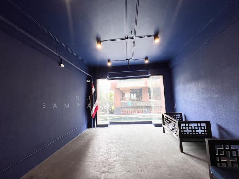 อาคารให้เช่า สีลม สุรวงส์ : Building for rent Silom, Surawong, กรุงเทพ, สุริยวงศ์, บางรัก, กรุงเทพ, 130 ตร.ม., ตึกแถว-อาคารพาณิชย์ ให้เช่า, โดย Sumitara Sampattavanija, 500568540 - DDproperty.com
