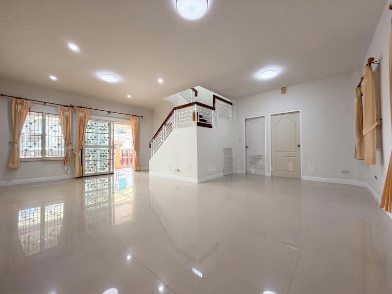 Teerin Ratchapruek-Petchkasem 48, Bangkok, ซ.เพชรเกษม 48 แยก 20 ถ.เพชรเกษม, Bang Duan, Phasi Charoen, Bangkok, 5 Bedrooms, 250 sqm, Semi-Detached House (Twin House) For Sale, by คุณรวีวรรณ อู่เงิน, 500568543 - DDproperty.com