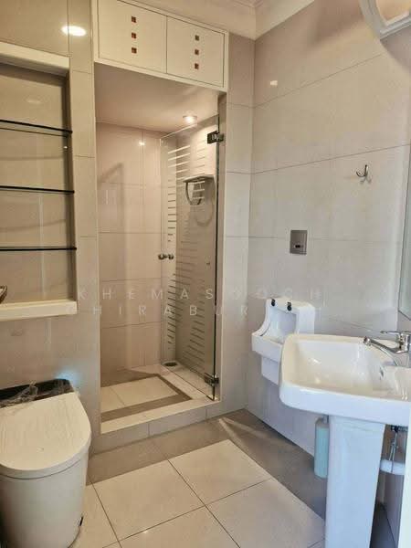 Lumpini Park View, Bangkok, Rama 4, Thung Maha Mek, Sathon, Bangkok, 3 Bedrooms, 276 sqm, Condo For Rent, by Khemasooch Chiraburanan, 500568575 - DDproperty.com