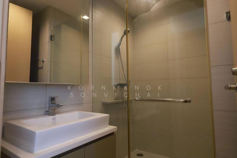 Siri At Sukhumvit, Bangkok, 902 Sukhumvit Road, Phra Kanong, Khlong Toei, Bangkok, 2 Bedrooms, 69 sqm, Condo For Rent, by Kornkanok Sonvichai, 500568586 - DDproperty.com