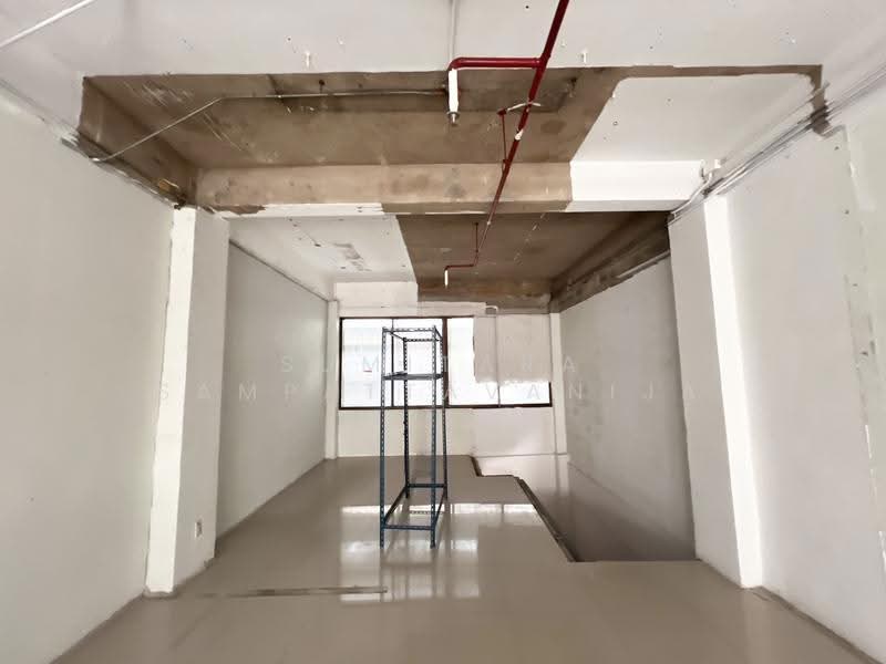 Space for rent Silom, Surawong, Bangkok, Suriyawong, Bang Rak, Bangkok, , 130 sqm, Retail Space For Rent, by Sumitara Sampattavanija, 500568650 - DDproperty.com