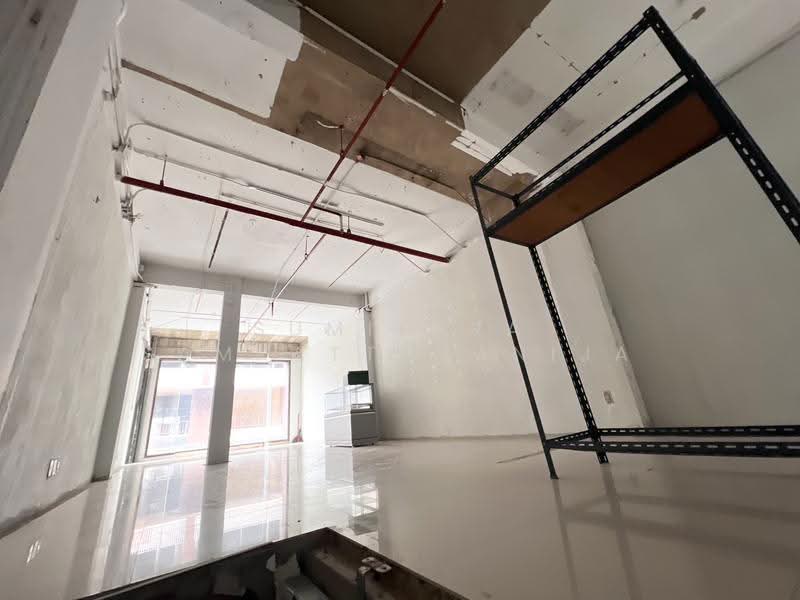 Space for rent Silom, Surawong, Bangkok, Suriyawong, Bang Rak, Bangkok, , 130 sqm, Retail Space For Rent, by Sumitara Sampattavanija, 500568650 - DDproperty.com
