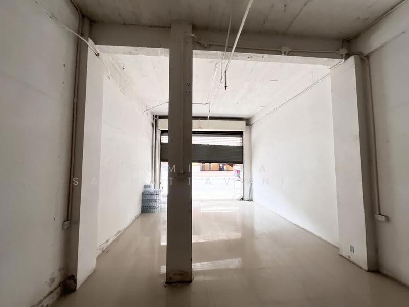 Space for rent Silom, Surawong, Bangkok, Suriyawong, Bang Rak, Bangkok, , 130 sqm, Retail Space For Rent, by Sumitara Sampattavanija, 500568650 - DDproperty.com