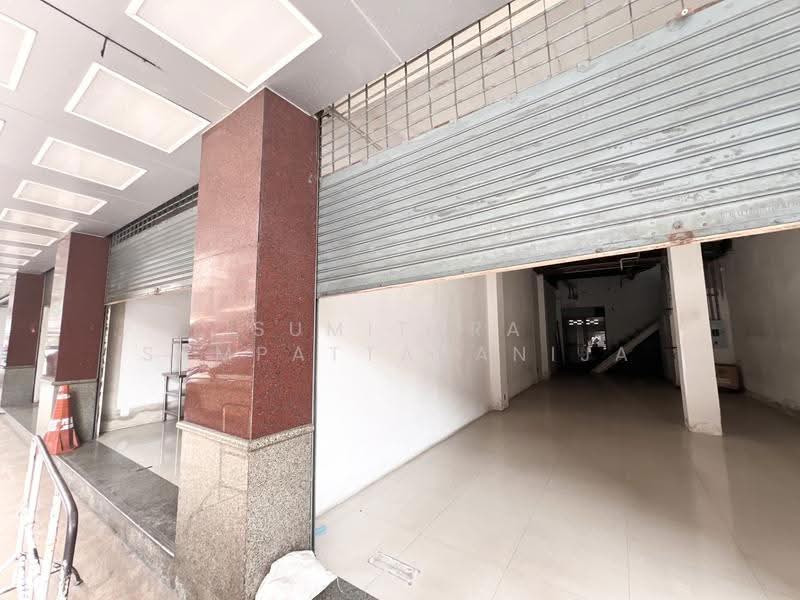 Space for rent Silom, Surawong, Bangkok, Suriyawong, Bang Rak, Bangkok, , 130 sqm, Retail Space For Rent, by Sumitara Sampattavanija, 500568650 - DDproperty.com