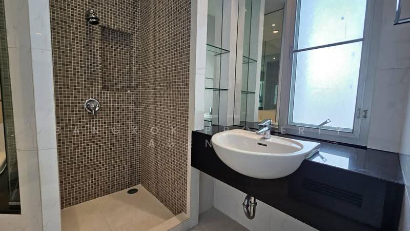 Royal Residence Park, Bangkok, 99 Royal Resident Park Lumphini, Lumphini, Pathum Wan, Bangkok, 3 Bedrooms, 220 sqm, Condo For Rent, by BANGKOK PROPERTY AGENTS, 500568676 - DDproperty.com