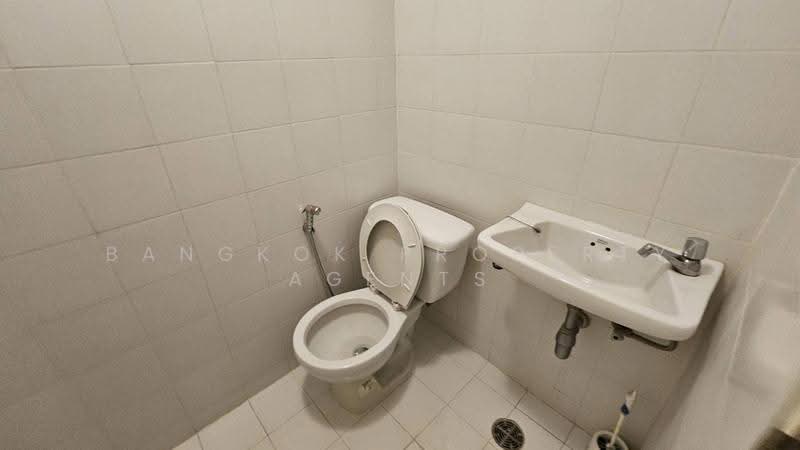Royal Residence Park, Bangkok, 99 Royal Resident Park Lumphini, Lumphini, Pathum Wan, Bangkok, 3 Bedrooms, 220 sqm, Condo For Rent, by BANGKOK PROPERTY AGENTS, 500568676 - DDproperty.com