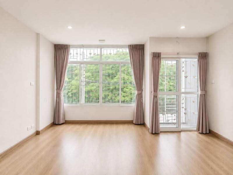 The Park at Fashion, Bangkok, Ratchada-Ramintra Road, Khan Na Yao, Bangkok, 2 Bedrooms, 100 sqm, Townhouse For Sale, by กรกฤตย์ บุญสระ, 500568693 - DDproperty.com
