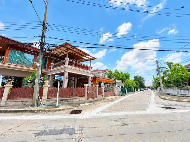 Chonlada Wongwan Rattanathibet, Nonthaburi, Soi Wat Lat Pladuk, Bangrak Phatthana Road, Bang Rak Pattana, Bang Bua Thong, Nonthaburi, 3 Bedrooms, 308 sqm, Single Detached House For Sale, by ภัทรนัน อิศรางกูร ณ อยุธยา, 500568702 - DDproperty.com