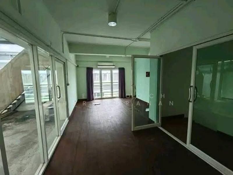 1-BR House, Bangkok, Praborommaharatchawang, Phra Nakhon, Bangkok, 1 Bedroom, 484 sqm, Single Detached House For Rent, by Khemasooch Chiraburanan, 500568712 - DDproperty.com