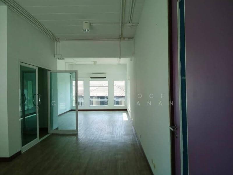 1-BR House, Bangkok, Praborommaharatchawang, Phra Nakhon, Bangkok, 1 Bedroom, 484 sqm, Single Detached House For Rent, by Khemasooch Chiraburanan, 500568712 - DDproperty.com