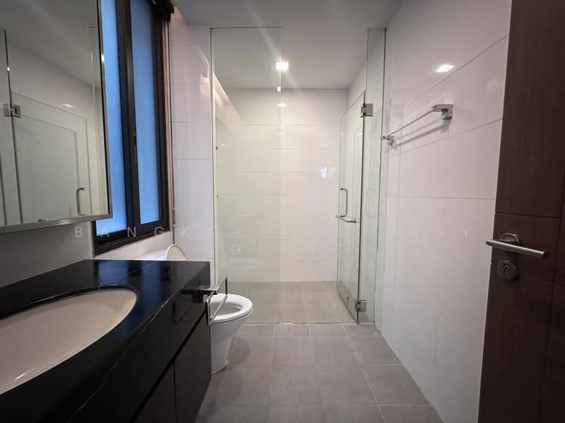 The Grand Villa, Bangkok, 3 Soi Ekkamai 2, Sukhumvit 63 Road, Phra Kanong Nua, Watthana, Bangkok, 2 Bedrooms, 200 sqm, Condo For Rent, by BANGKOK PROPERTY AGENTS, 500568831 - DDproperty.com