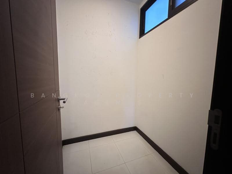 The Grand Villa, Bangkok, 3 Soi Ekkamai 2, Sukhumvit 63 Road, Phra Kanong Nua, Watthana, Bangkok, 2 Bedrooms, 200 sqm, Condo For Rent, by BANGKOK PROPERTY AGENTS, 500568831 - DDproperty.com