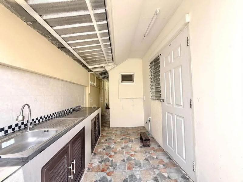Newly renovated detached house in Suan View Khao Village, near Chonburi city, Chon Buri (Pattaya), Huai Kapi, Muang Chon Buri, Chon Buri (Pattaya), 3 Bedrooms, 225 sqm, Single Detached House For Sale, by A House Property Co.,Ltd., 500568835 - DDproperty.com