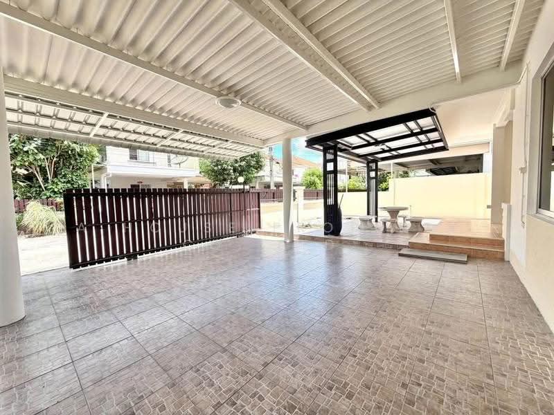 Newly renovated detached house in Suan View Khao Village, near Chonburi city, Chon Buri (Pattaya), Huai Kapi, Muang Chon Buri, Chon Buri (Pattaya), 3 Bedrooms, 225 sqm, Single Detached House For Sale, by A House Property Co.,Ltd., 500568835 - DDproperty.com