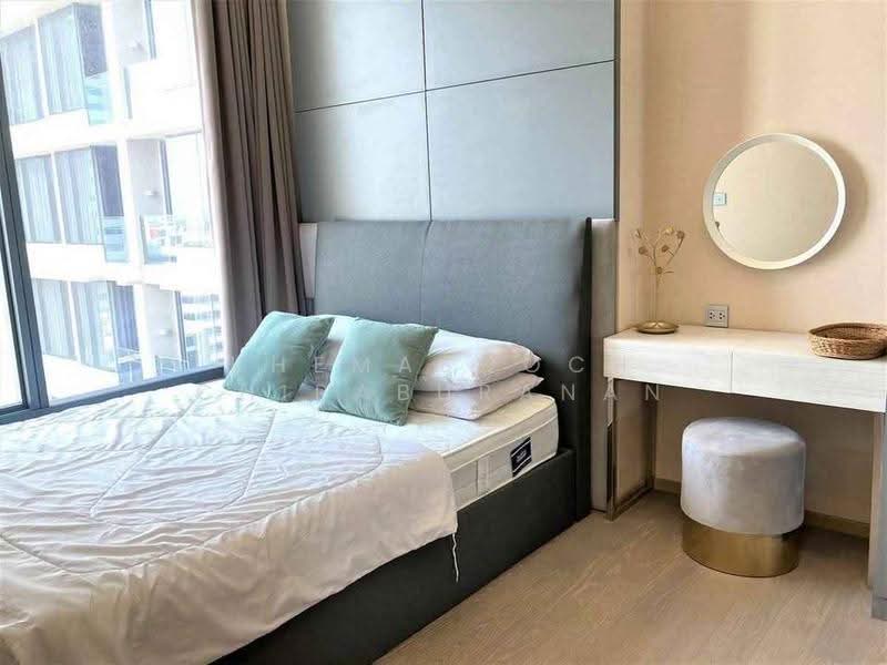 The Esse Asoke, Bangkok, 333 Soi Sukhumvit 21, Sukhumvit Road, Khlongtoei Nua, Watthana, Bangkok, 2 Bedrooms, 74 sqm, Condo For Rent, by Khemasooch Chiraburanan, 500568940 - DDproperty.com