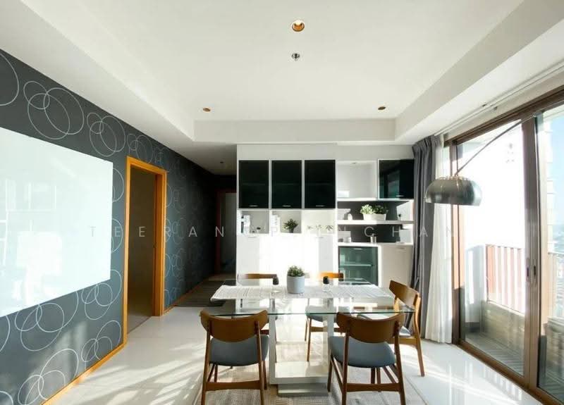 The Emporio Place, Bangkok, 93 Soi Sukhumvit 24, Sukhumvit Road, Khong Tan, Khlong Toei, Bangkok, 2 Bedrooms, 108 sqm, Condo For Sale, by Teeranop Inchan, 500568977 - DDproperty.com